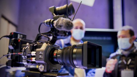 Lire la suite à propos de l’article Découvrez le dossier spécial SATIS 2021 dans le MEDIAKWEST #45 !