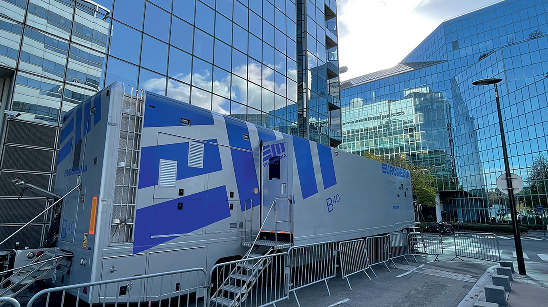 Lire la suite à propos de l’article Rencontre avec le PDG d’AMP Visual TV