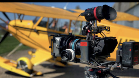 Lire la suite à propos de l’article « Suisse, en vol avec des pilotes des glaciers » tourné avec des Pocket Cinema Cameras