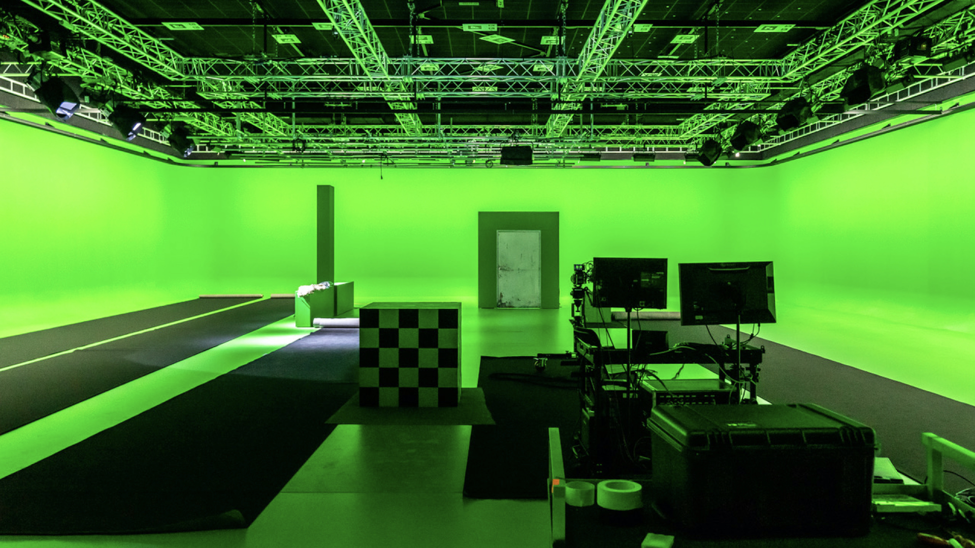 Lire la suite à propos de l’article Un studio virtuel France Télévisions bien équipé à Vendargues !