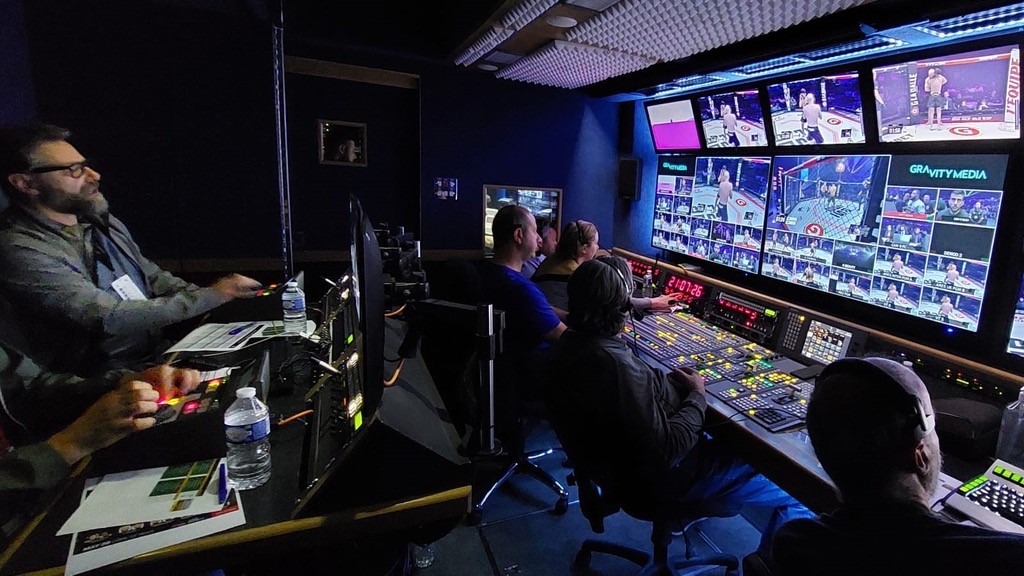 Lire la suite à propos de l’article Gravity Media déploie un nouveau car régie polyvalent