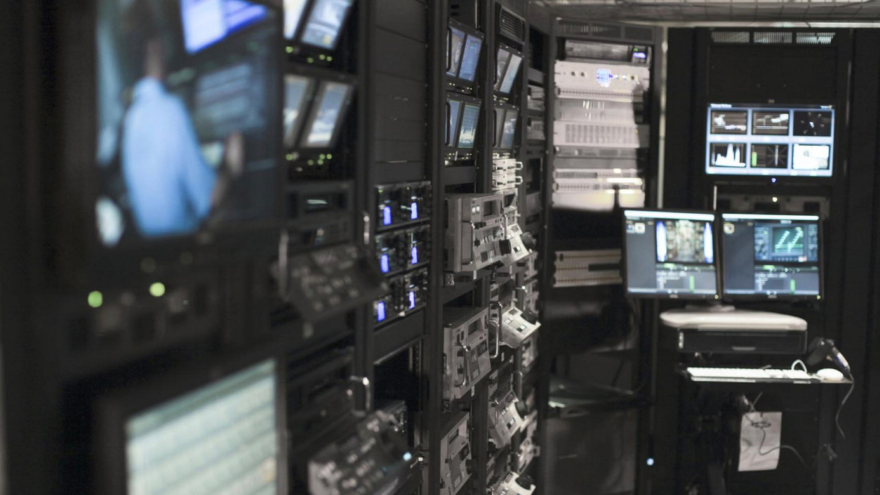 You are currently viewing Canal+ numérise ses archives avec IMES