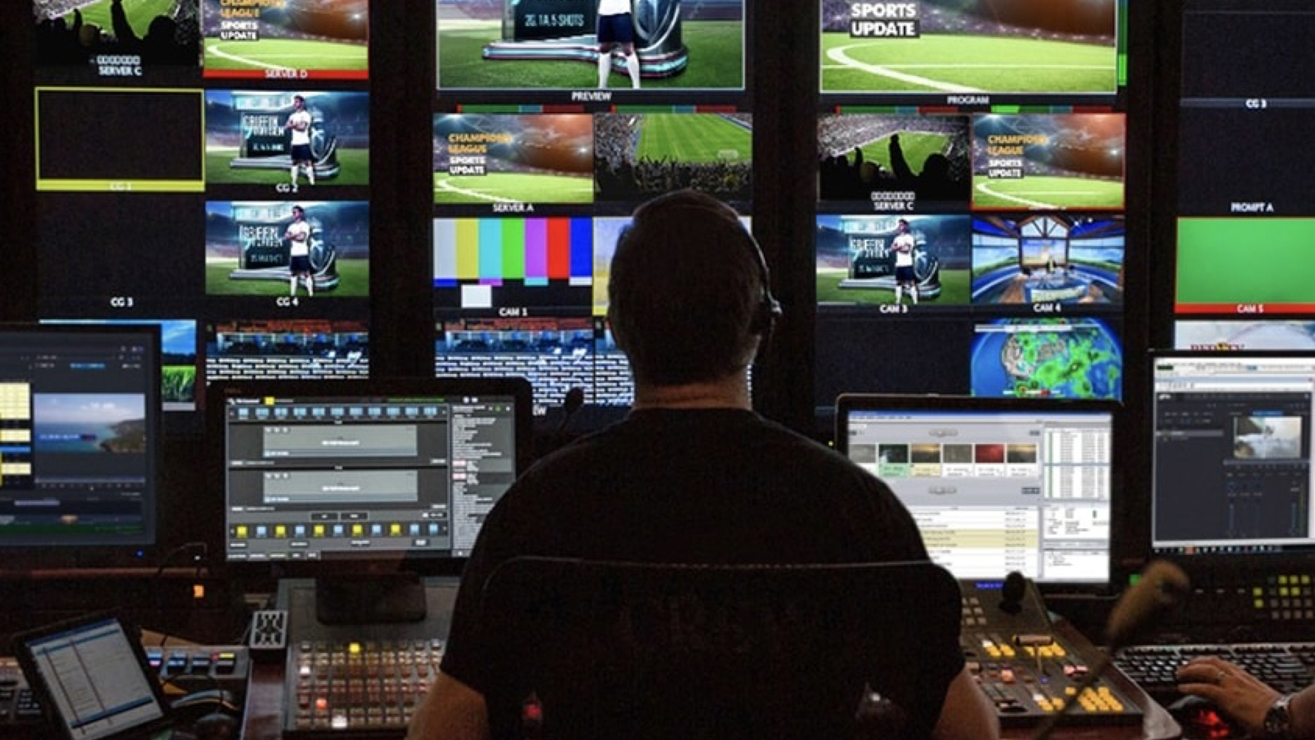 Lire la suite à propos de l’article L’habillage graphique temps réel passe en mode SaaS chez Avid