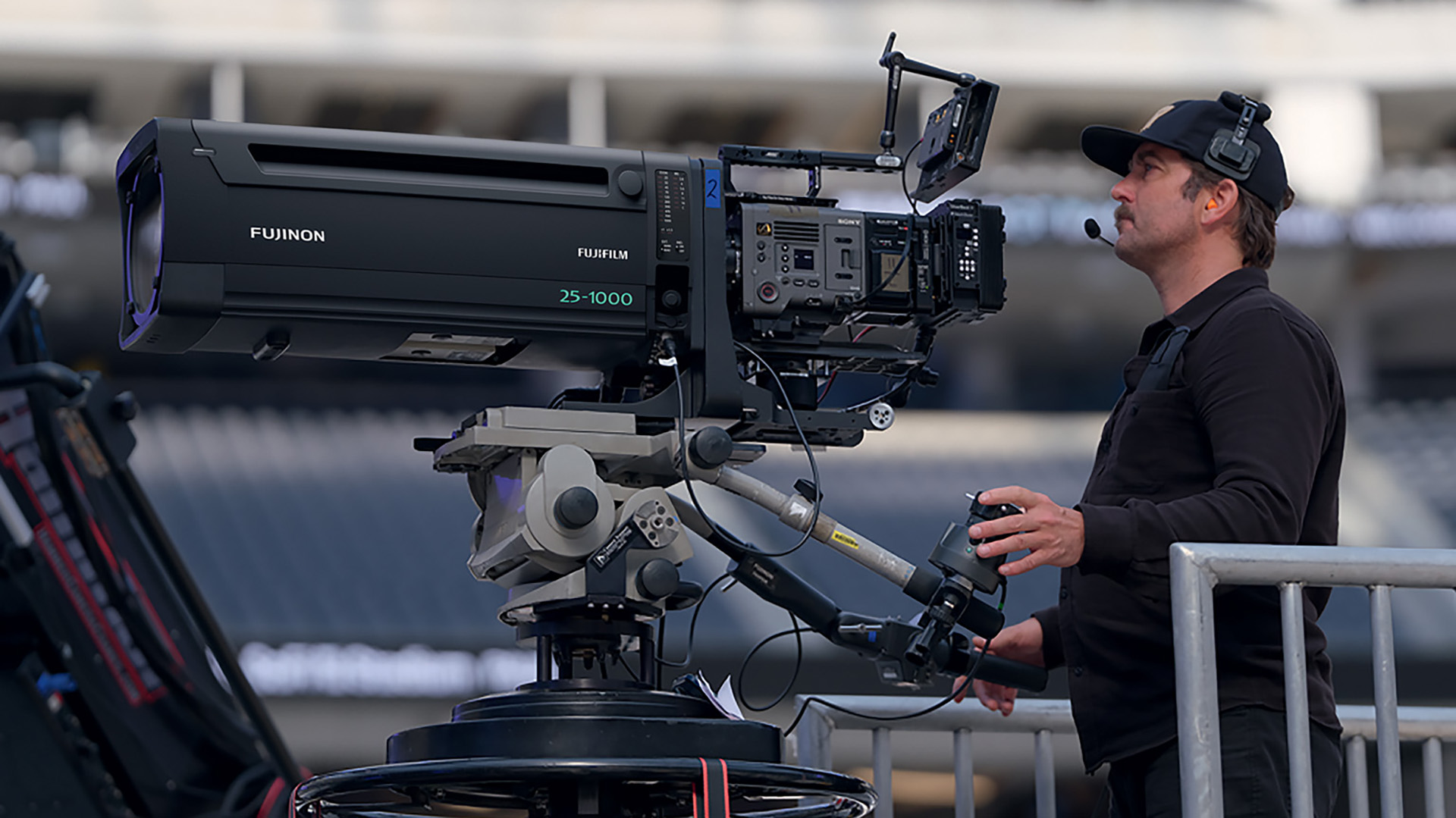 Lire la suite à propos de l’article Fujinon HZK25, un téléobjectif « box » PL de 1 000 mm, F2.8-5.0