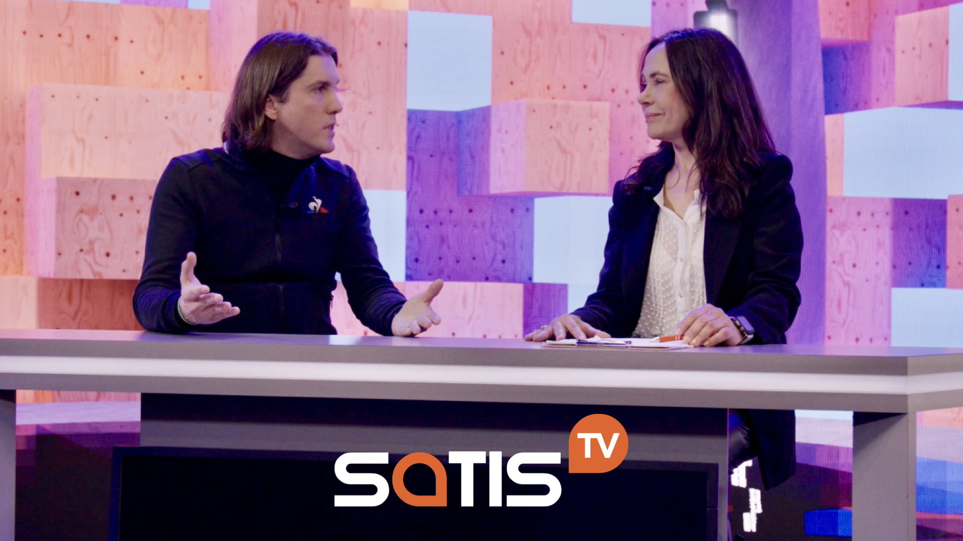 Lire la suite à propos de l’article Embarquez vers le tout IP avec la caméra PTZ Panasonic AW-UE160 !