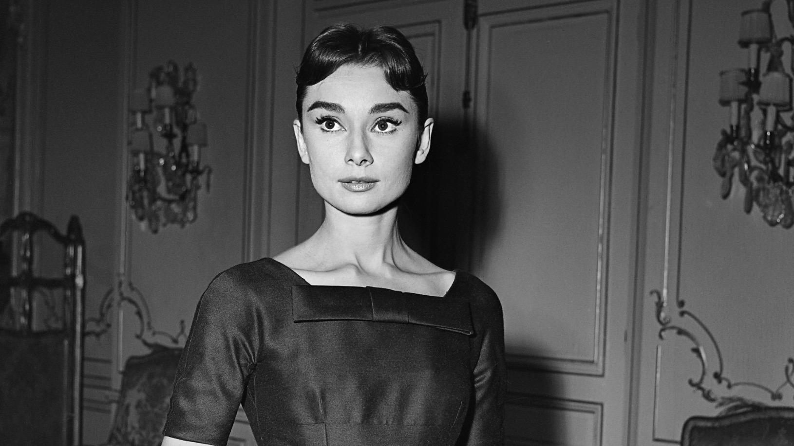 Lire la suite à propos de l’article Alain Adler le photographe sur un plateau à découvrir à la galerie Roger-Viollet !