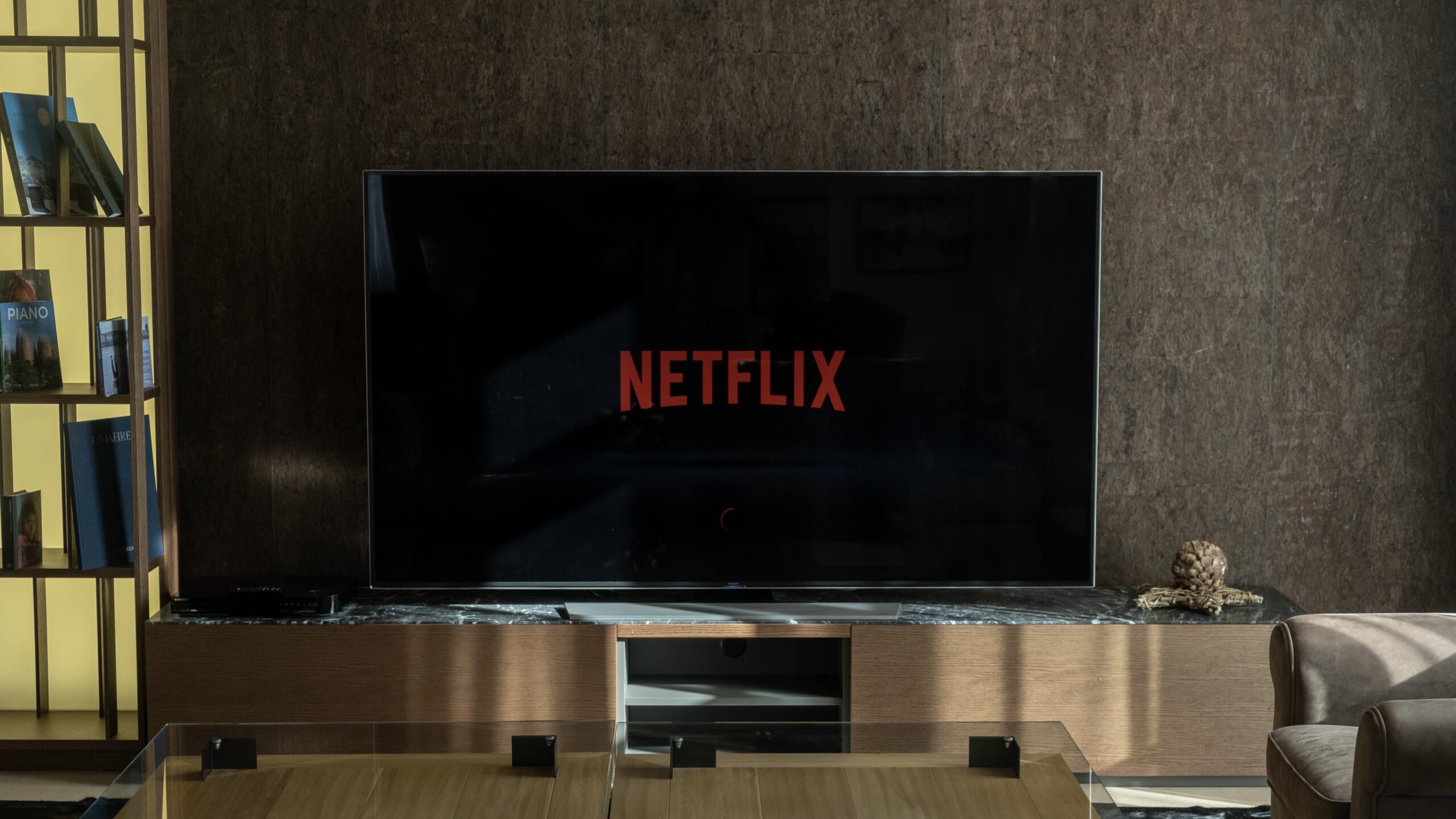 Lire la suite à propos de l’article Netflix Essentiel avec publicité, bientôt fini ?
