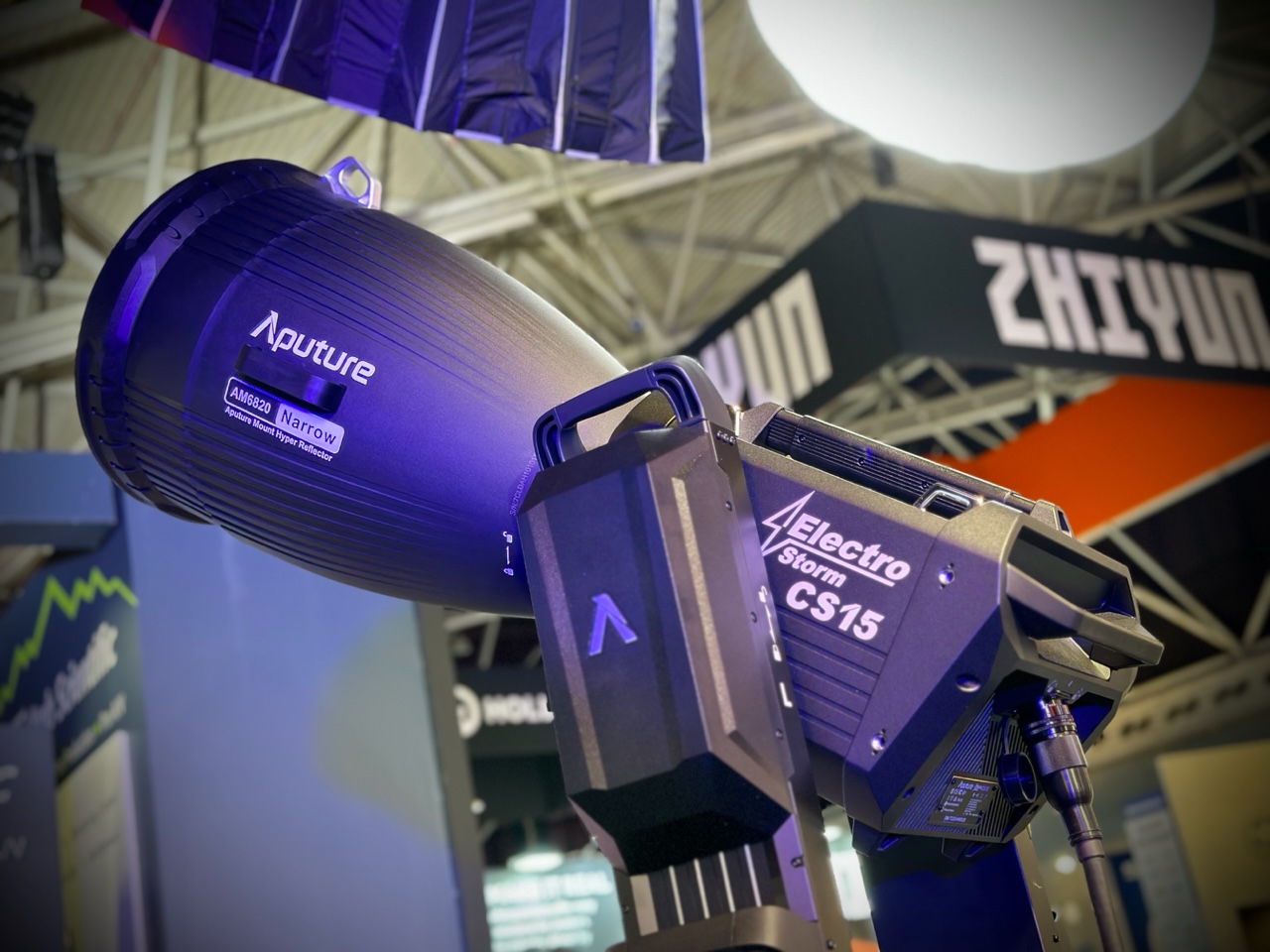 You are currently viewing La famille Electro Storm d’Aputure, lumineuse et précise…
