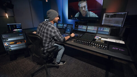 Lire la suite à propos de l’article Avid consolide ses bases