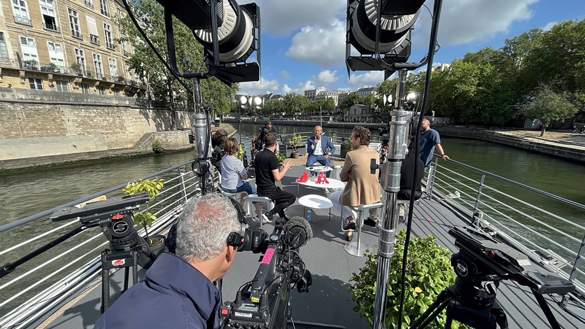 Lire la suite à propos de l’article France Télévisions innove en réalisant une production 100 % cloud