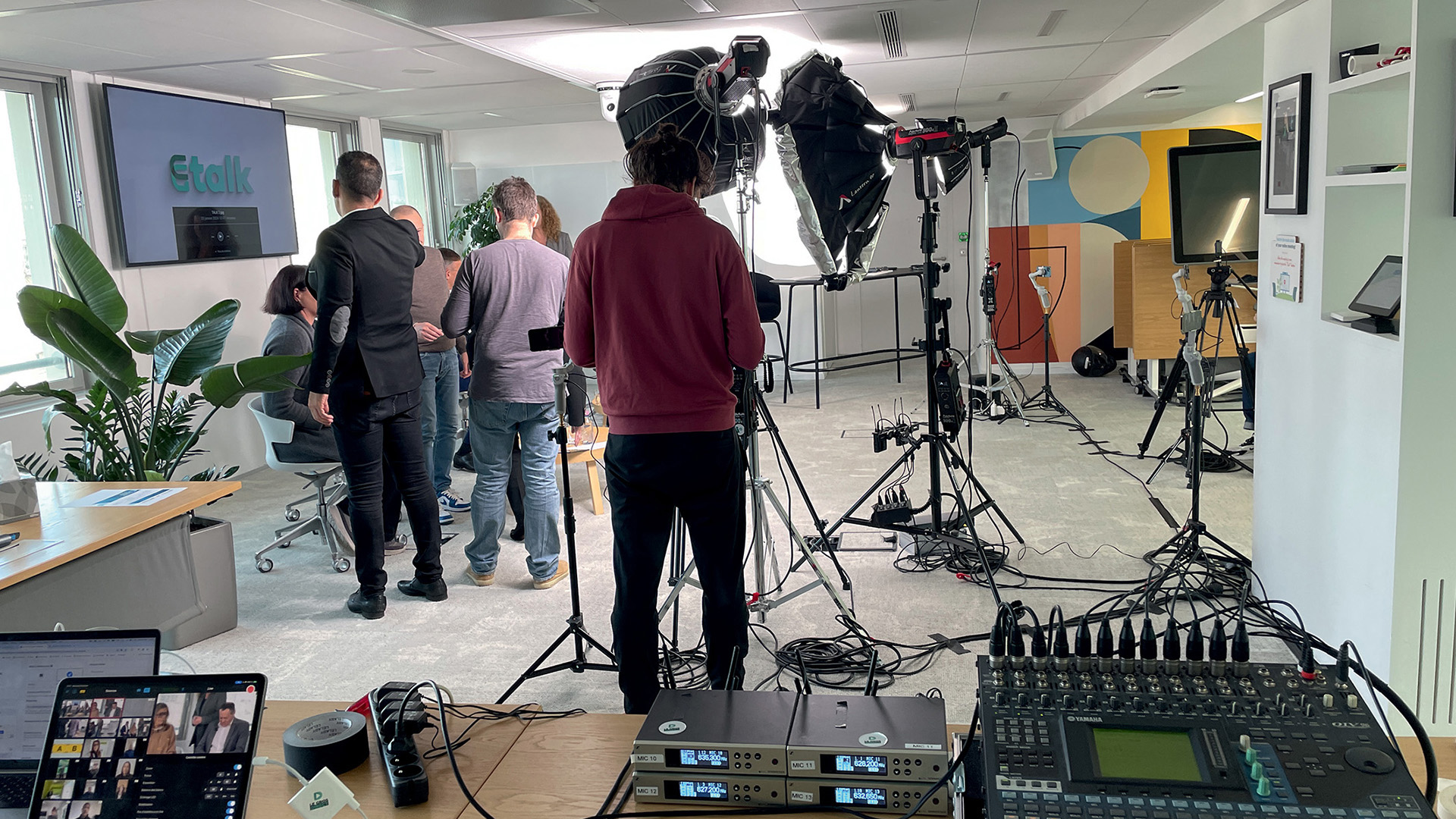 Lire la suite à propos de l’article Réalisation multicaméra au smartphone : le live réinventé