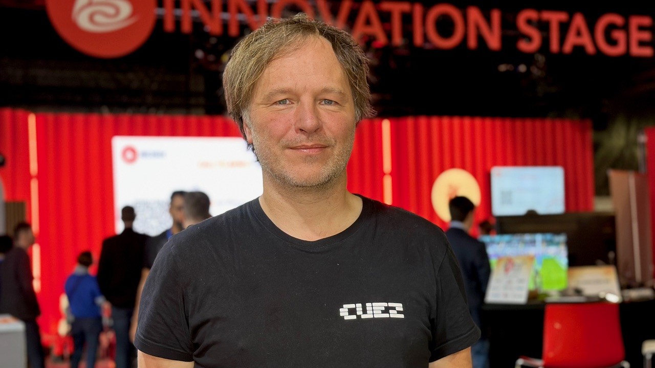 Lire la suite à propos de l’article TinkerList revisite la production live avec Cuez et Storiez