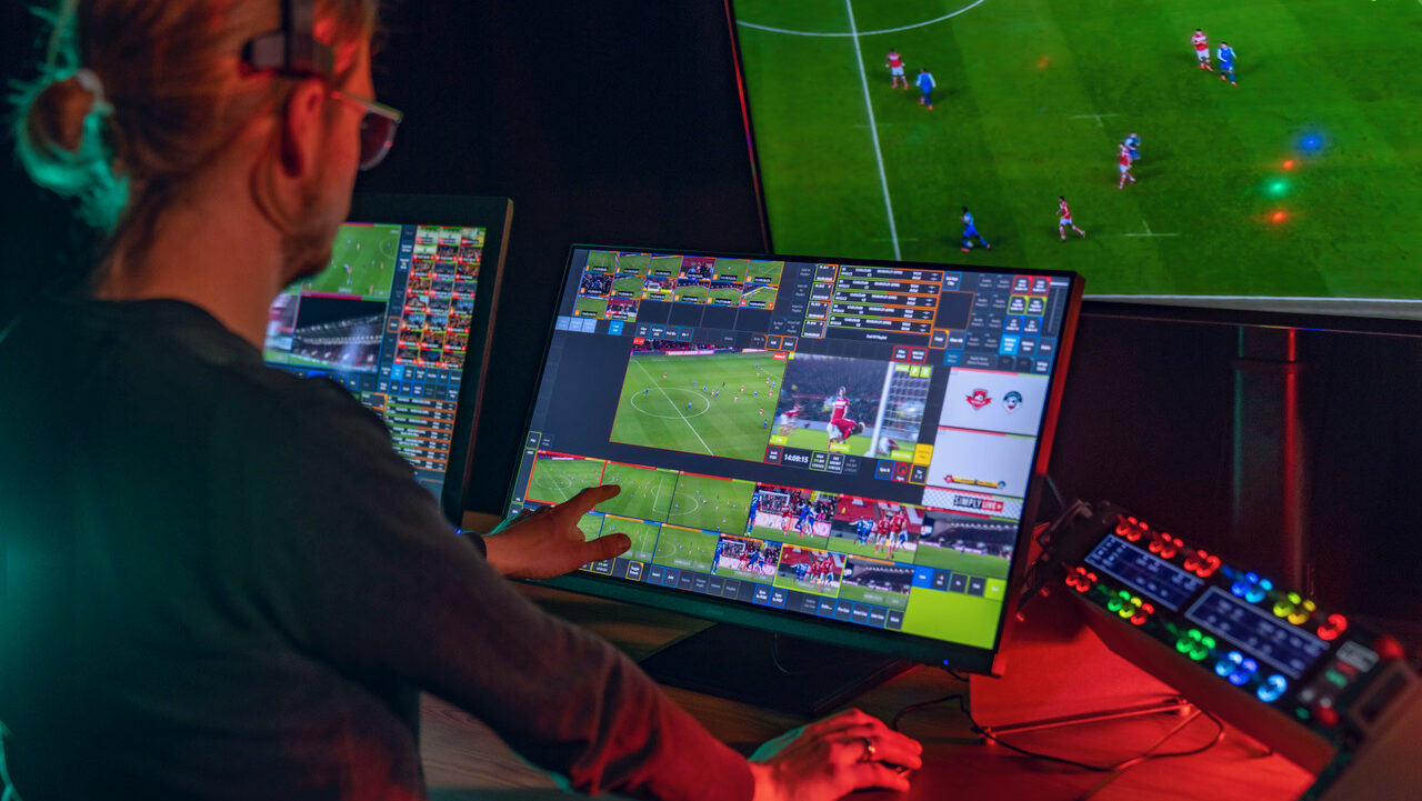 Lire la suite à propos de l’article Les contours de la production live redessinés par les nouveautés SimplyLive