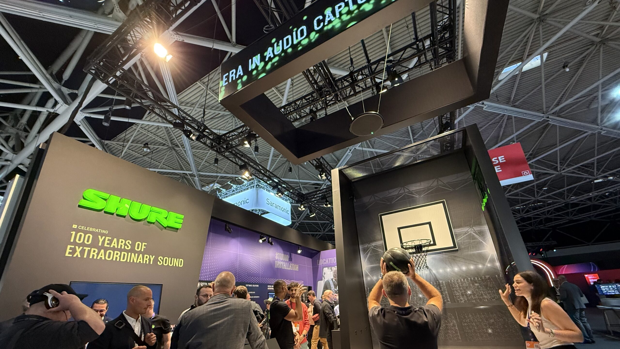 Lire la suite à propos de l’article IBC 2025 : Shure, un siècle d&rsquo;innovation