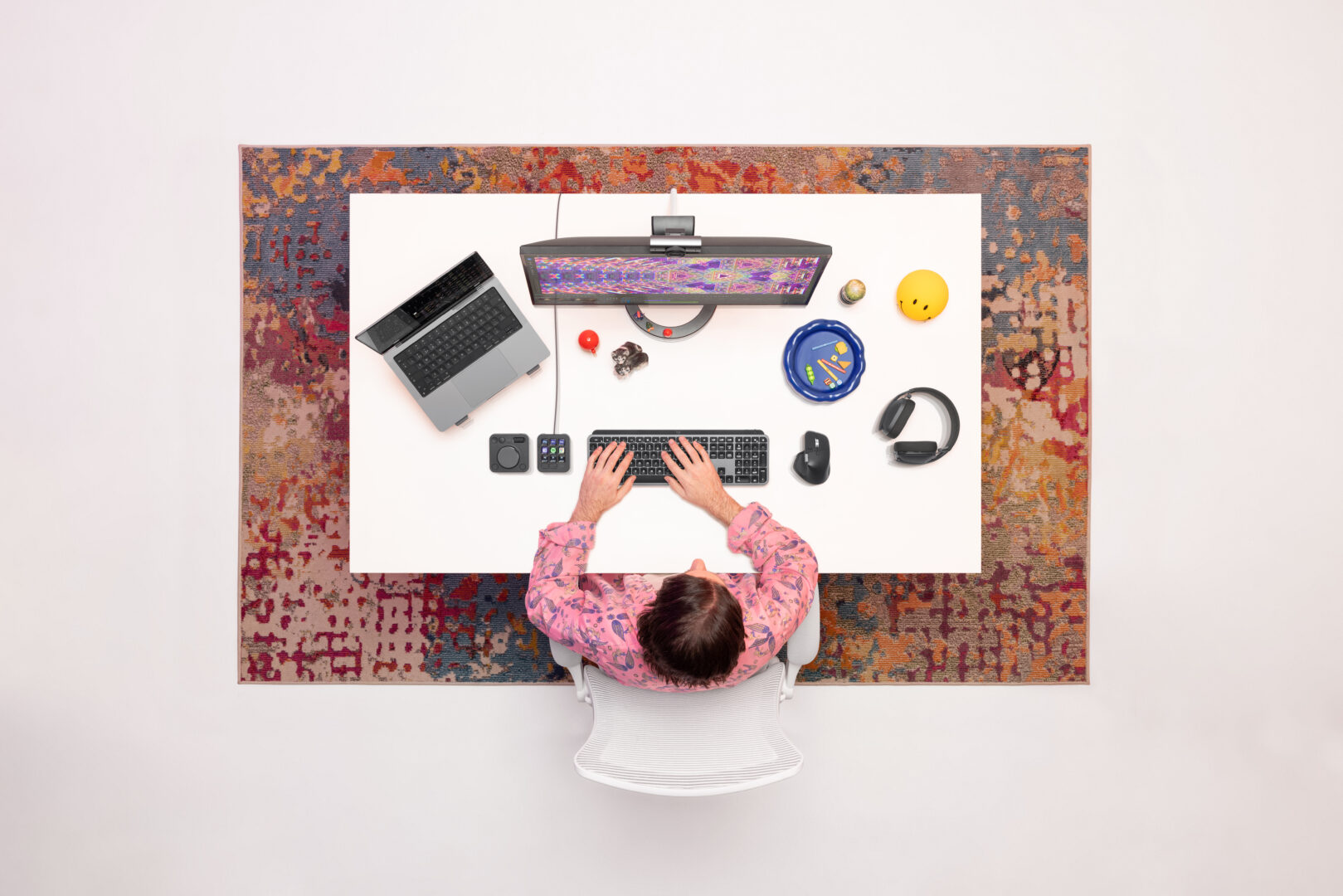 Avec la sortie de la MX Master 4, logitech peaufine sa recette pour offrir un outil toujours plus précis, silencieux et surtout, indispensable à l'ergonomie des monteurs et étalonneurs