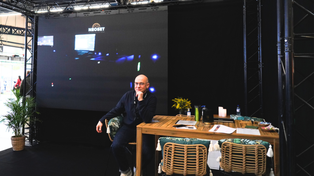 NeoSet démocratise-t-il le LED sur les tournages ?